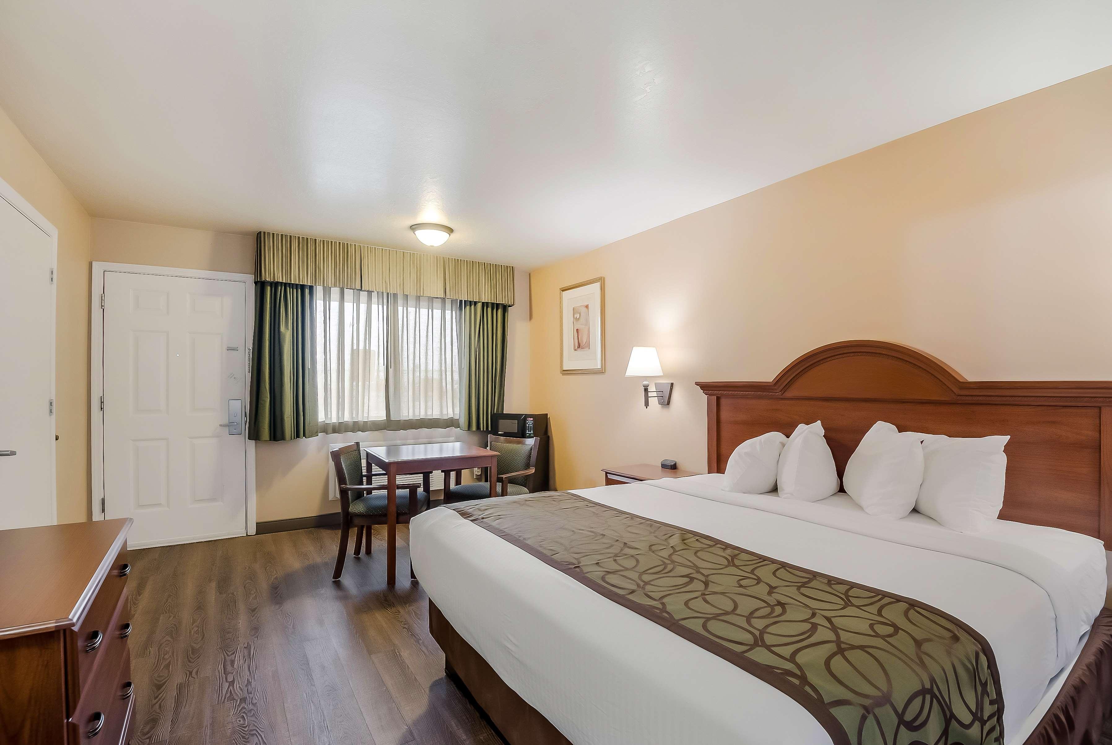 Surestay Hotel By Best Western פרנלי מראה חיצוני תמונה
