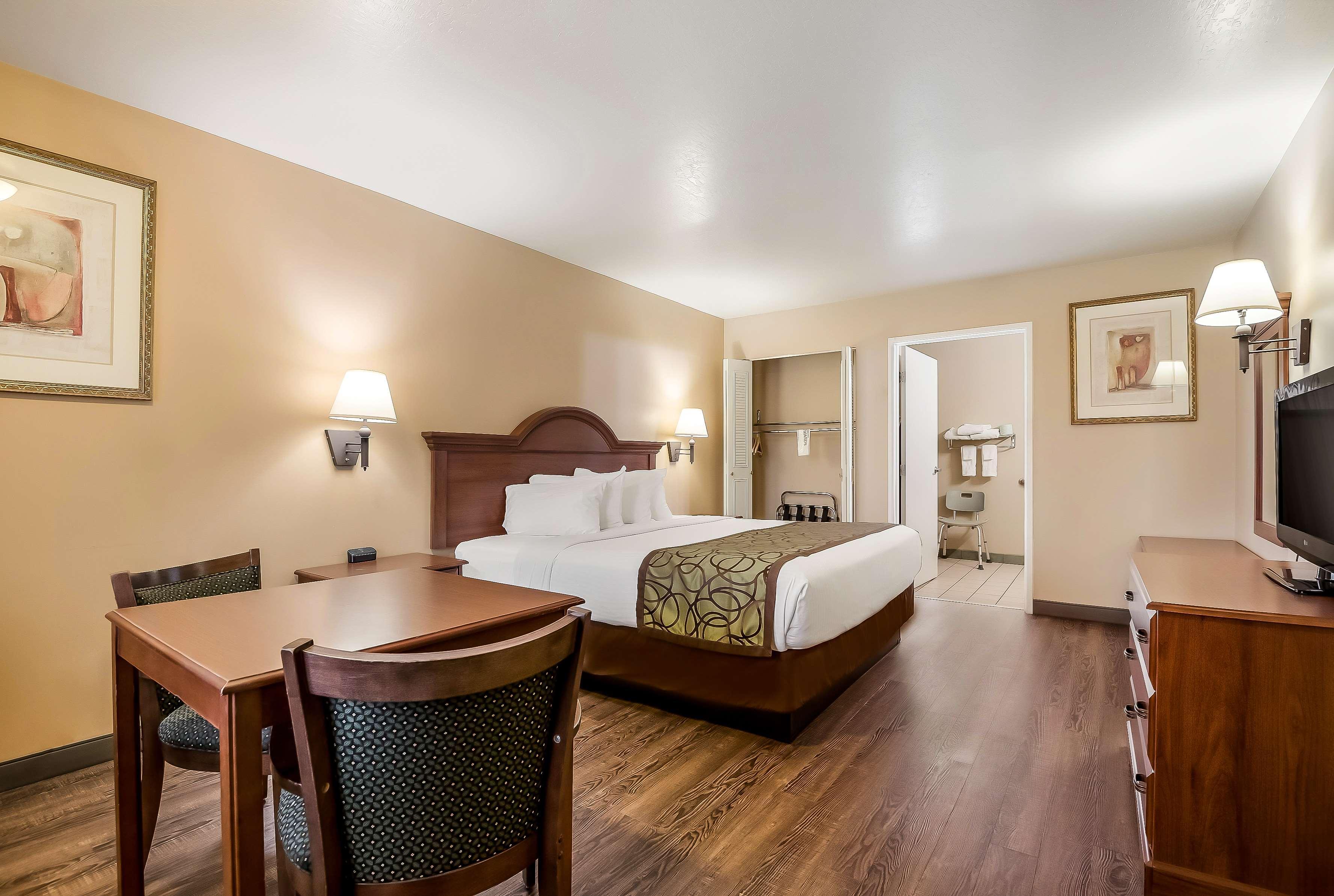 Surestay Hotel By Best Western פרנלי מראה חיצוני תמונה