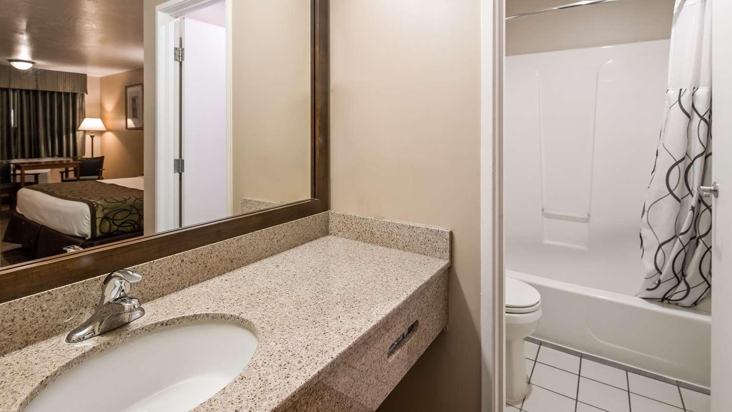 Surestay Hotel By Best Western פרנלי מראה חיצוני תמונה