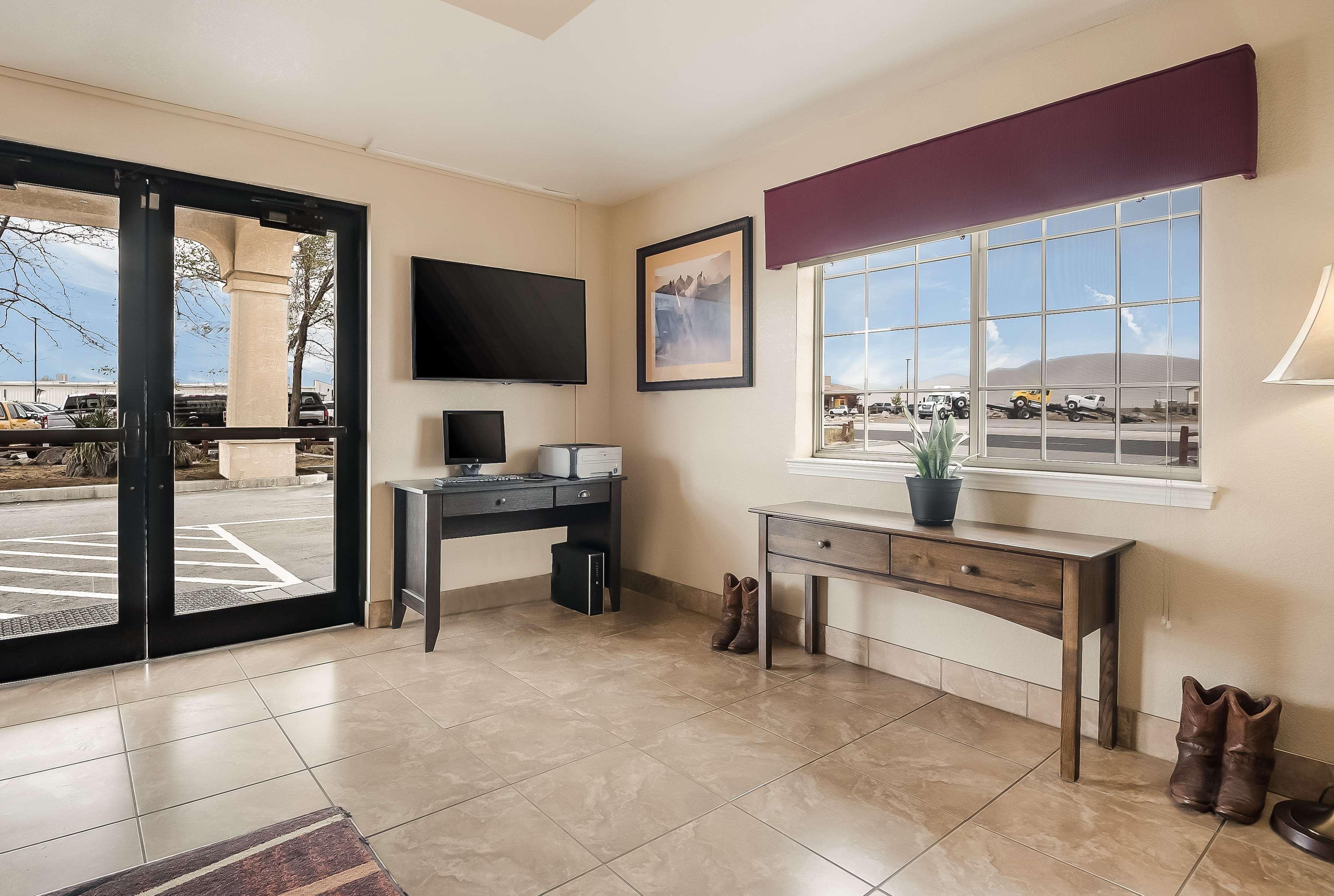 Surestay Hotel By Best Western פרנלי מראה חיצוני תמונה